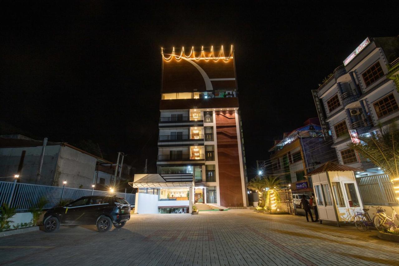 Hotel Palm International Butwal Екстер'єр фото