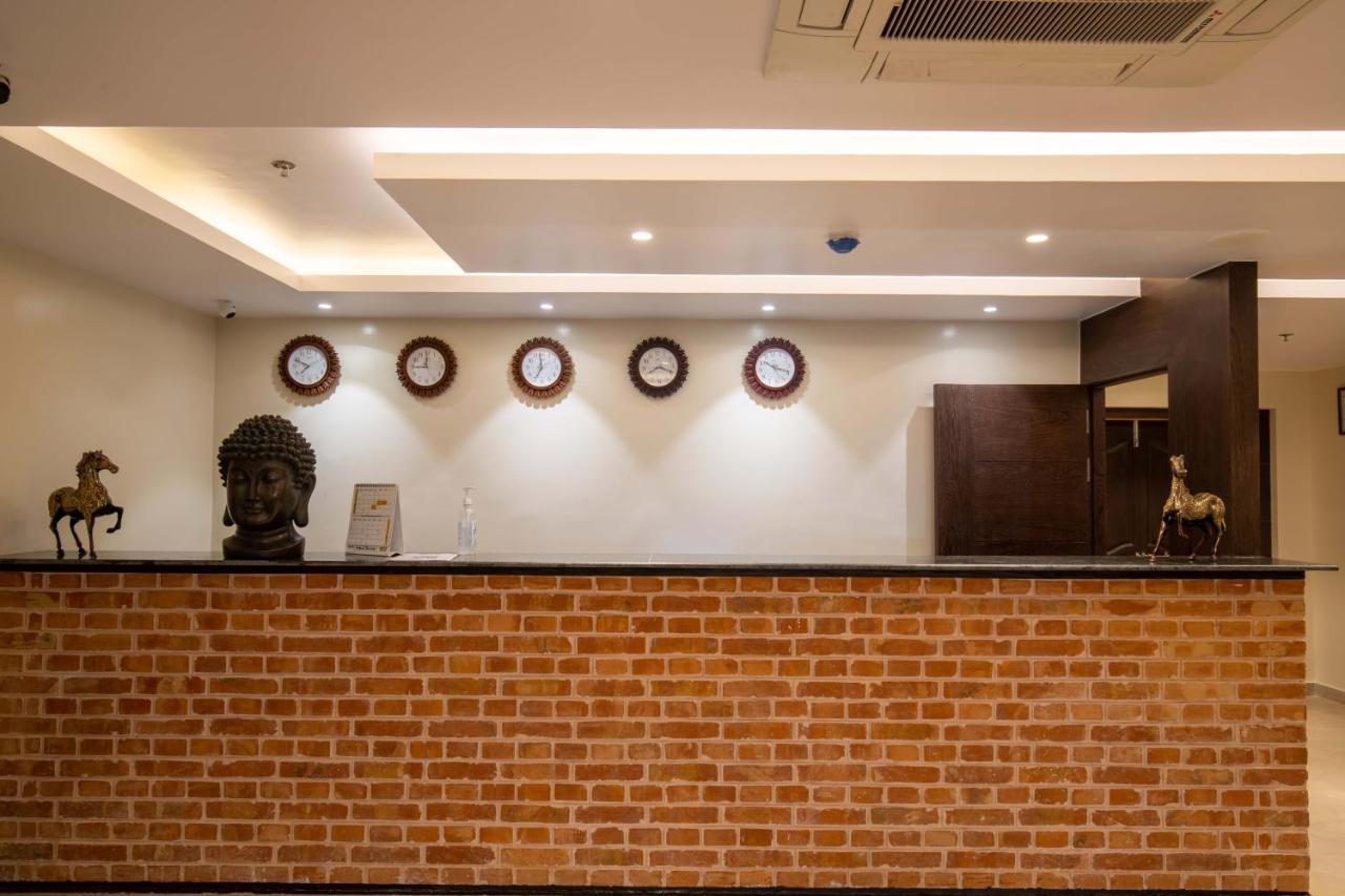 Hotel Palm International Butwal Екстер'єр фото