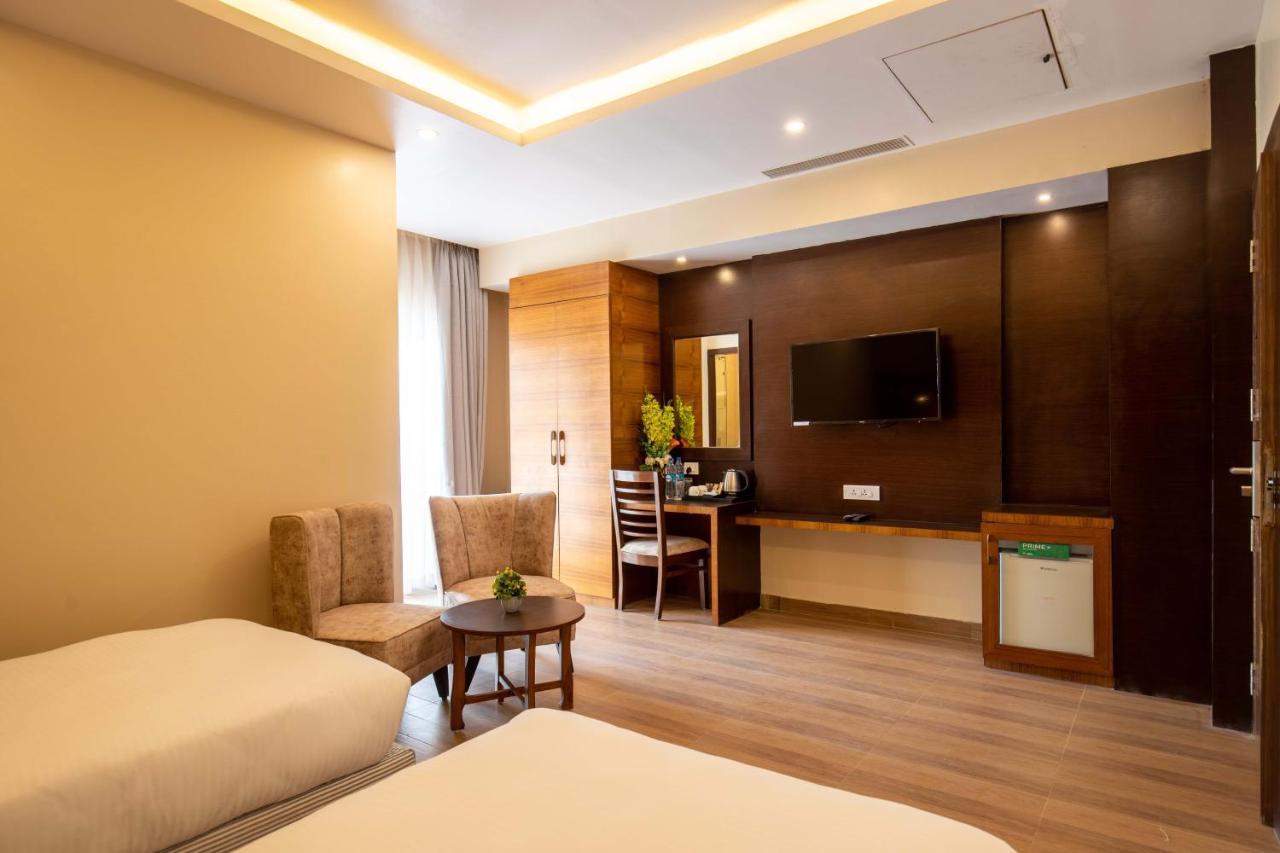 Hotel Palm International Butwal Екстер'єр фото