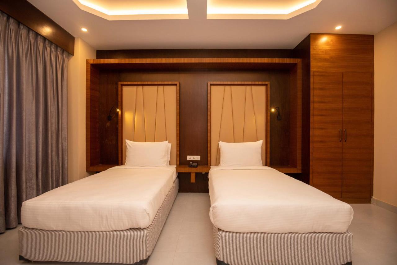 Hotel Palm International Butwal Екстер'єр фото