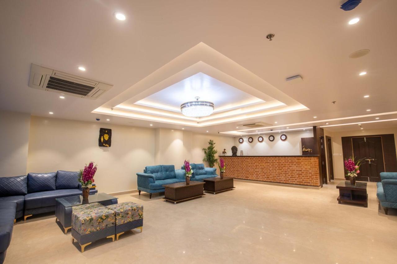 Hotel Palm International Butwal Екстер'єр фото